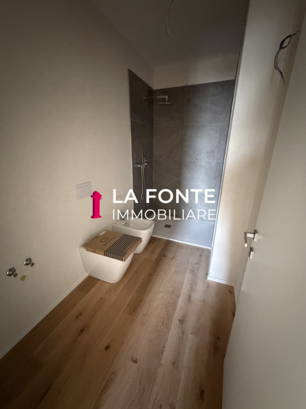 STRA - In una posizione strategica, lontano dal traffico ma al contempo vicino a tutti i principa...