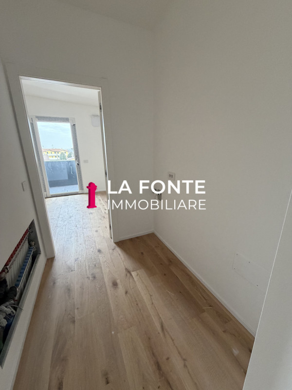 STRA - In una posizione strategica, lontano dal traffico ma al contempo vicino a tutti i principa...