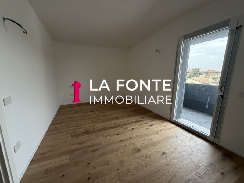 STRA - In una posizione strategica, lontano dal traffico ma al contempo vicino a tutti i principa...