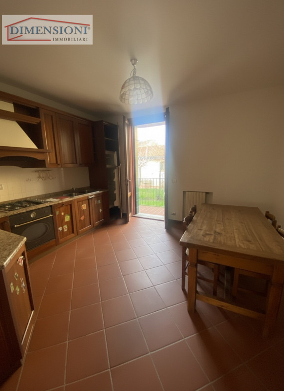 SELVAZZANO DENTRO - San Domenico proponiamo splendida porzione di Bifamiliare. 
In una zona verde...