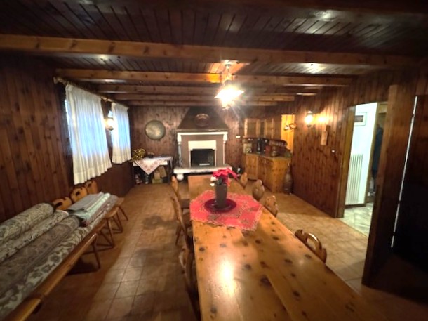 Nel cuore del tranquillo e richiesto quartiere residenziale di Ferri ad Albignasego, proponiamo i...