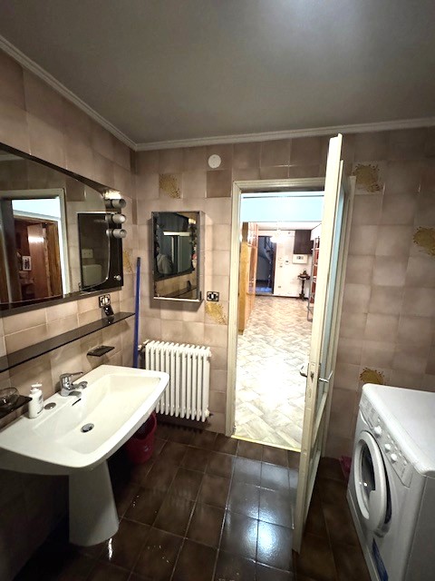 Nel cuore del tranquillo e richiesto quartiere residenziale di Ferri ad Albignasego, proponiamo i...