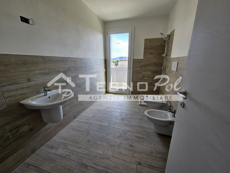 SACCOLONGO - Ad una passeggiata da tutti i servizi proponiamo ottima occasione di appartamento di...