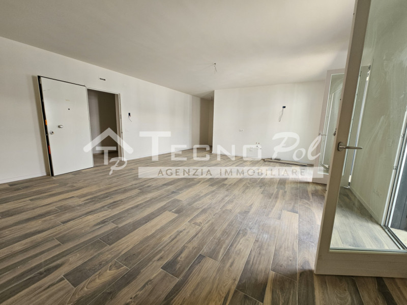 SACCOLONGO - Ad una passeggiata da tutti i servizi proponiamo ottima occasione di appartamento di...