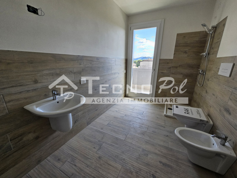 SACCOLONGO - Ad una passeggiata da tutti i servizi proponiamo ottima occasione di appartamento di...