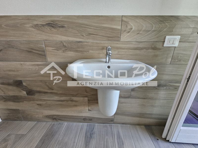 SACCOLONGO - Ad una passeggiata da tutti i servizi proponiamo ottima occasione di appartamento di...