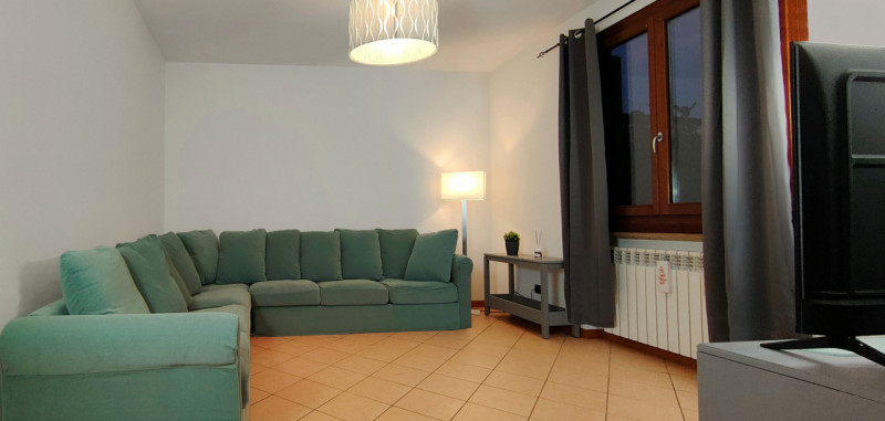 Vendesi porzione di Villa bifamiliare di 225 mq a Roncanova di Gazzo Veronese al confine con Noga...