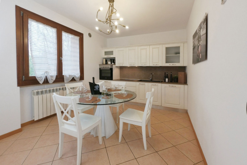 Vendesi porzione di Villa bifamiliare di 225 mq a Roncanova di Gazzo Veronese al confine con Noga...