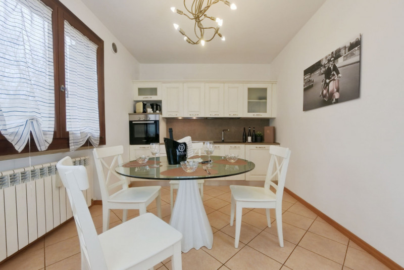 Vendesi porzione di Villa bifamiliare di 225 mq a Roncanova di Gazzo Veronese al confine con Noga...