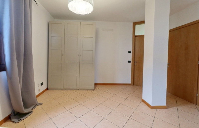 Vendesi porzione di Villa bifamiliare di 225 mq a Roncanova di Gazzo Veronese al confine con Noga...