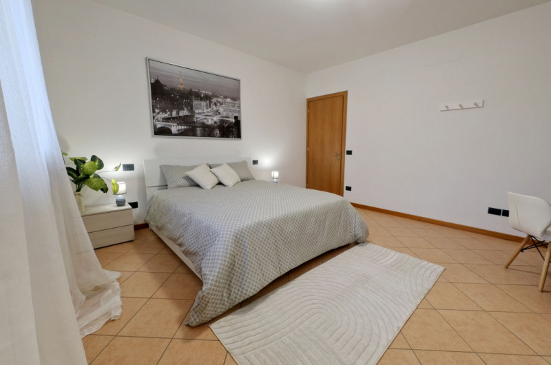 Vendesi porzione di Villa bifamiliare di 225 mq a Roncanova di Gazzo Veronese al confine con Noga...