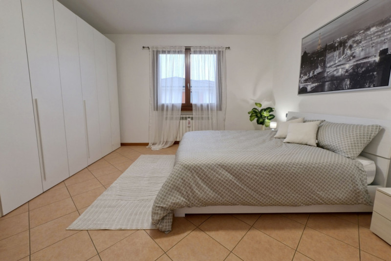 Vendesi porzione di Villa bifamiliare di 225 mq a Roncanova di Gazzo Veronese al confine con Noga...