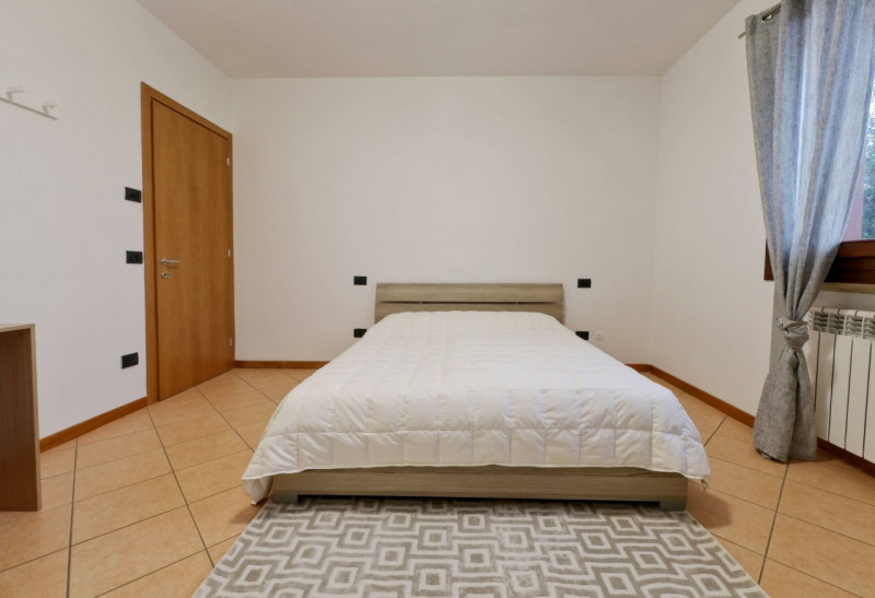 Vendesi porzione di Villa bifamiliare di 225 mq a Roncanova di Gazzo Veronese al confine con Noga...