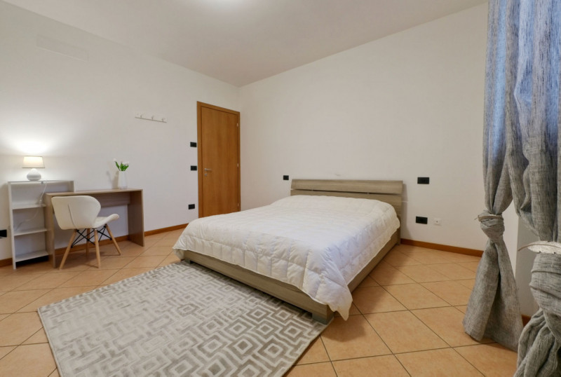 Vendesi porzione di Villa bifamiliare di 225 mq a Roncanova di Gazzo Veronese al confine con Noga...