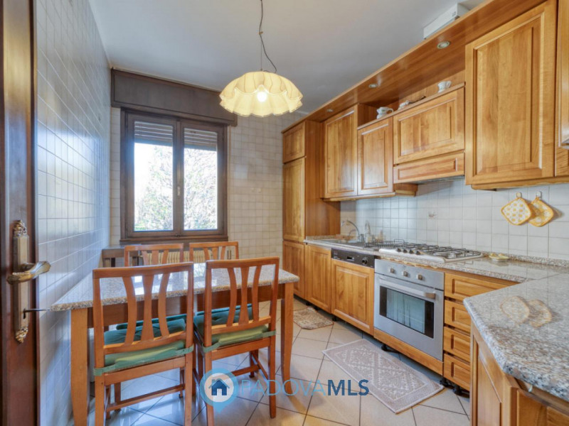 Immobile in esclusiva al Gruppo Padova MLS
PADOVA - ZONA FACCIOLATI Nel cuore di una delle zone p...