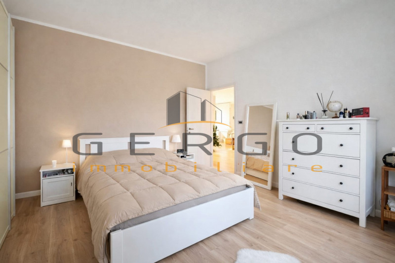 (Per INFO Cristina 3389226442). SPLENDIDA CASA SINGOLA SVILUPPATA TUTTA SU UNICO LIVELLO al piano...