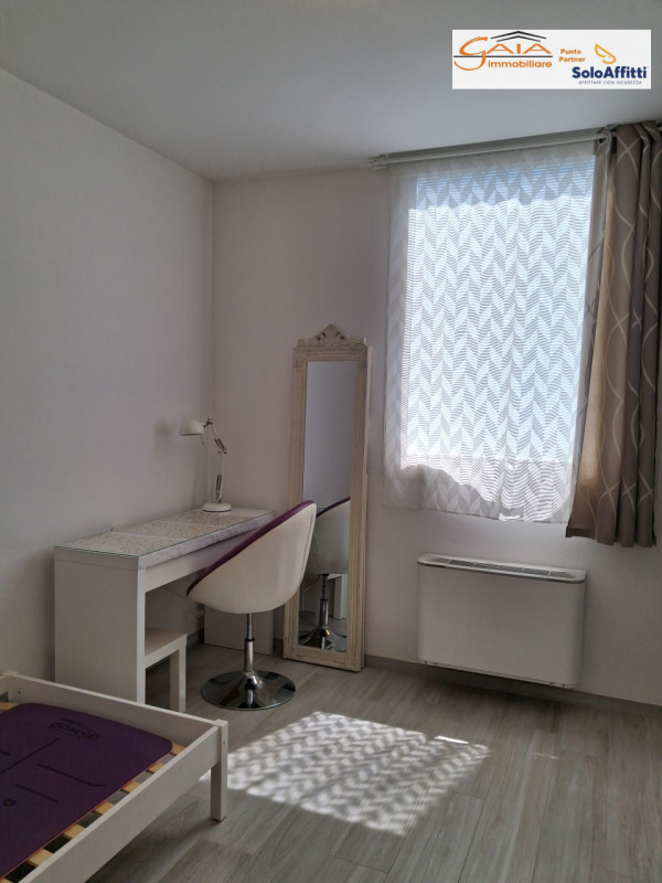 Proponiamo elegante mini appartamento bilocale di circa 40 mq attualmente locato, posizionato a R...