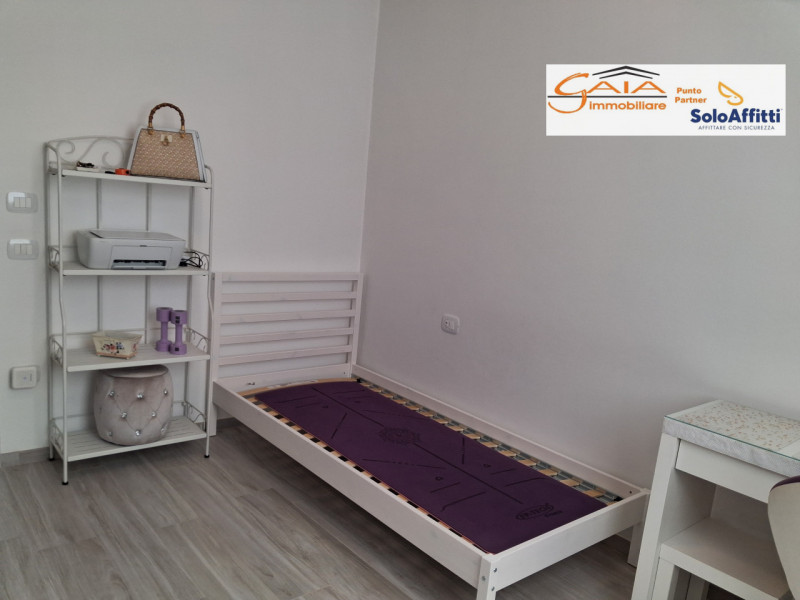 Proponiamo elegante mini appartamento bilocale di circa 40 mq attualmente locato, posizionato a R...