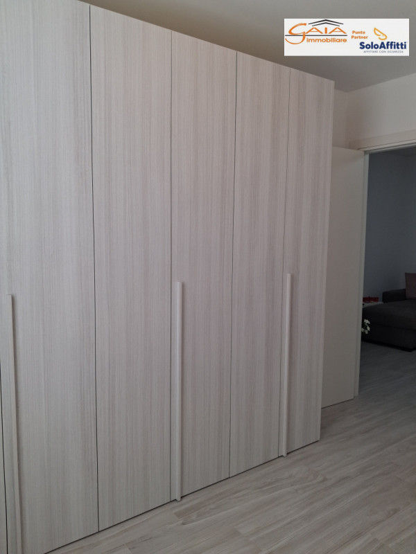 Proponiamo elegante mini appartamento bilocale di circa 40 mq attualmente locato, posizionato a R...