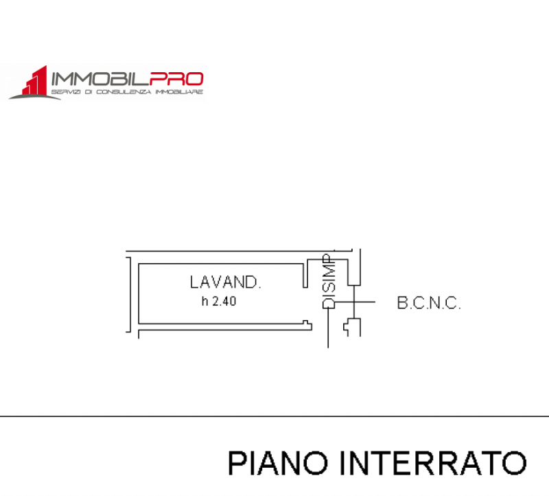 Scopri questo affascinante appartamento trilocale oltre a soppalco situato nel cuore di Centrale ...