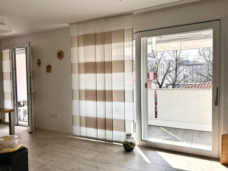 Nicoletta Dardilli di AD Casa Padova propone in vendita in zona Ospefdali- Nazareth moderno appar...