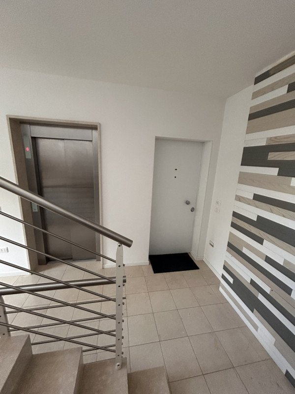 Nicoletta Dardilli di AD Casa Padova propone in vendita in zona Ospefdali- Nazareth moderno appar...