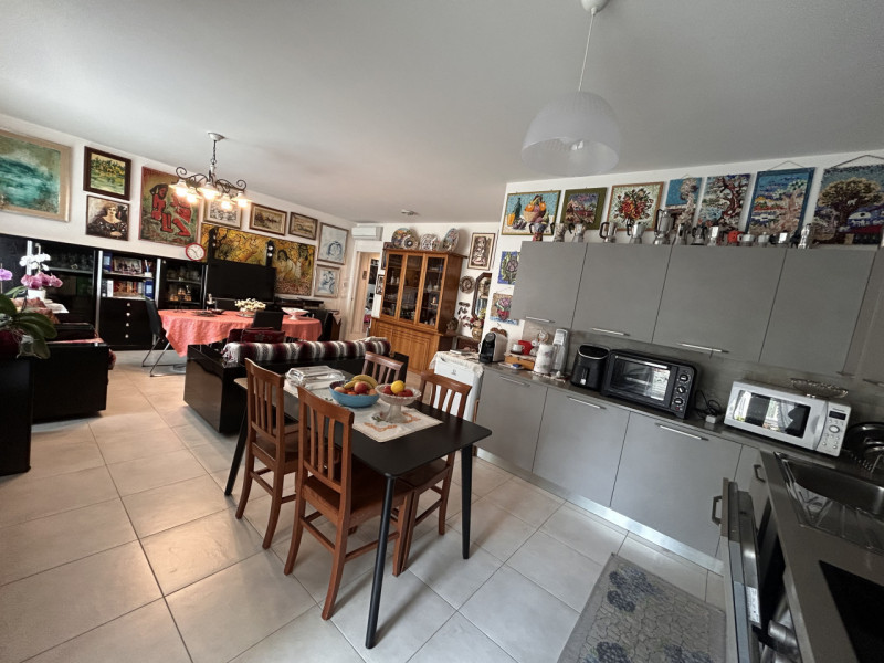 Nicoletta Dardilli di AD Casa Padova propone in vendita in zona Ospedali- Nazareth moderno appart...