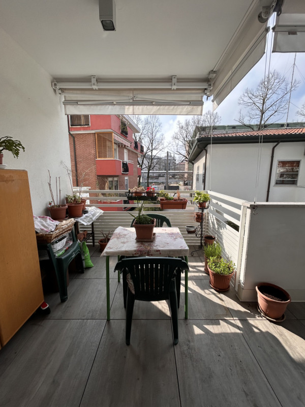 Nicoletta Dardilli di AD Casa Padova propone in vendita in zona Ospedali- Nazareth moderno appart...