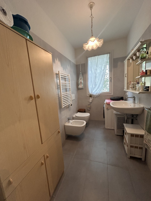 Nicoletta Dardilli di AD Casa Padova propone in vendita in zona Ospedali- Nazareth moderno appart...