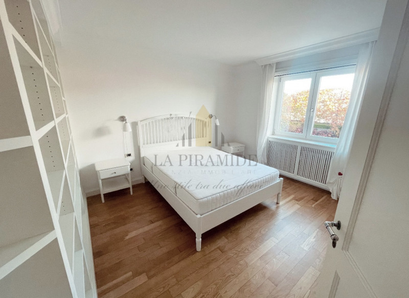 STANZA IN APPARTAMENTO - CORSO MILANO 
Proponiamo in affitto STANZA MATRIMONIALE per studenti, in...