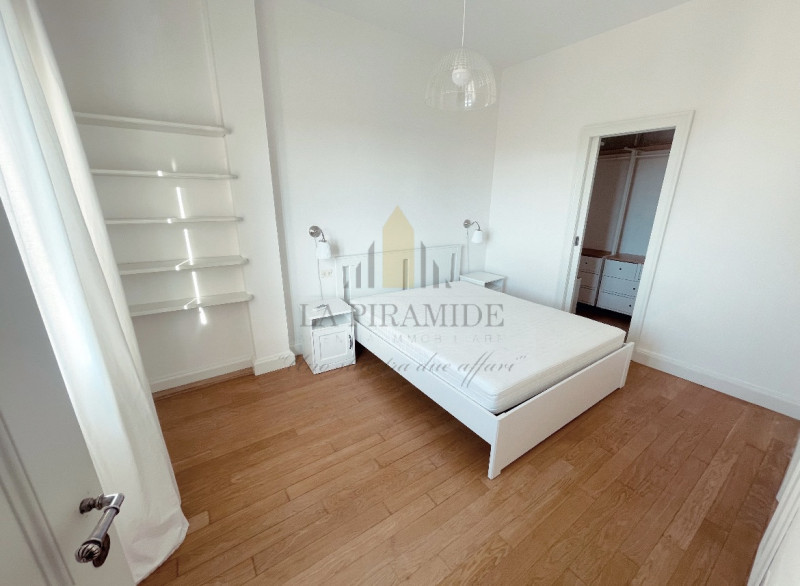 STANZA IN APPARTAMENTO - CORSO MILANO 
Proponiamo in affitto STANZA MATRIMONIALE per studenti, in...