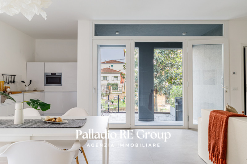 In zona Sant'Andrea a Vicenza , uno dei quartieri più amati di Vicenza, si trova un appartamento ...