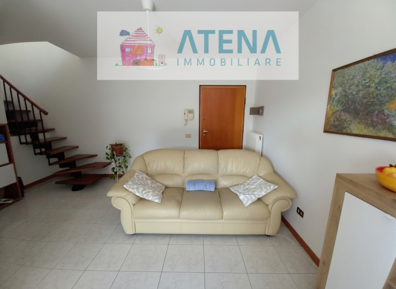 PADOVA - MONTA'

In una delle zone più ricercate di Padova, precisamente nel quartiere Montà, pro...