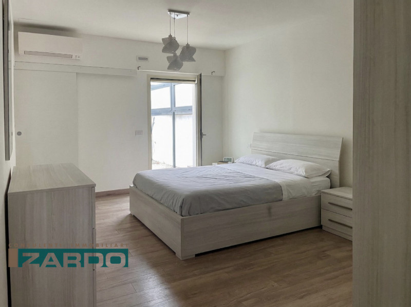 Rif. A-322 (per info 3505383983 | Giacomo)

A Castello di Godego, in posizione centrale, comoda a...