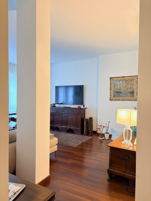 CENTRO STORICO: in pieno centro storico,  comodo a tutti i servizi e mezzi di trasporto, proponia...