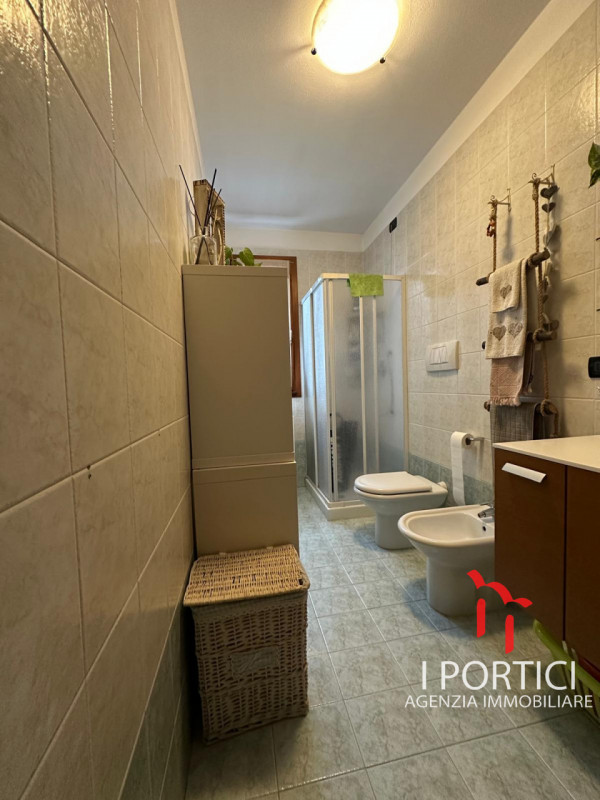 Zero Branco- Duplex 

A pochi passi dal centro di Zero Branco proponiamo in vendita un elegante a...