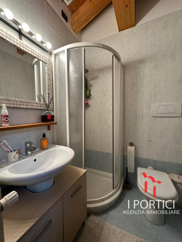 Zero Branco- Duplex 

A pochi passi dal centro di Zero Branco proponiamo in vendita un elegante a...