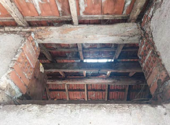 Rif. A.A.8-251

Vendita all'asta - abitazione popolare su 3 livelli in data 05 maggio 2026

Descr...