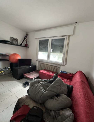 Rif. A.A.240-24

Vendita all'asta - bifamiliare al piano terra con cantina in data 05 maggio 2026...