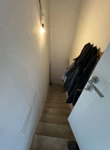 Rif. A.A.240-24

Vendita all'asta - bifamiliare al piano terra con cantina in data 05 maggio 2026...