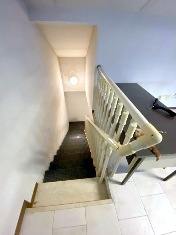 IMMOBILE SU DUE LIVELLI – PONTE SAN NICOLO’ – RONCAGLIA € 270.000 | Rif. CL460

IDEALE PER INVEST...