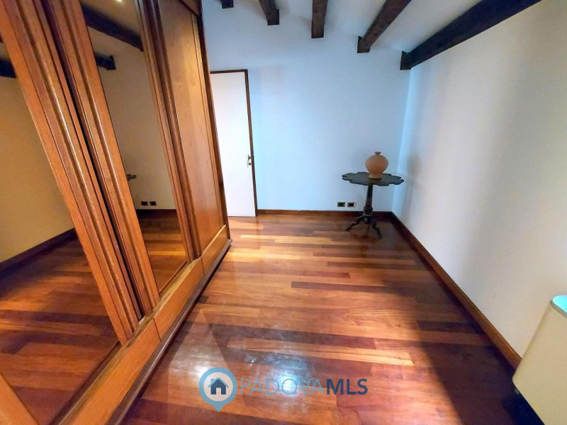 Immobile in esclusiva al Gruppo Padova MLS
Palazzetto indipendente nel cuore del Centro Storico d...