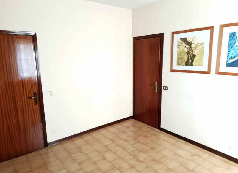 VIGONZA-Perarolo-: nel centro del paese, in una tranquilla zona residenziale con strada chiusa, p...