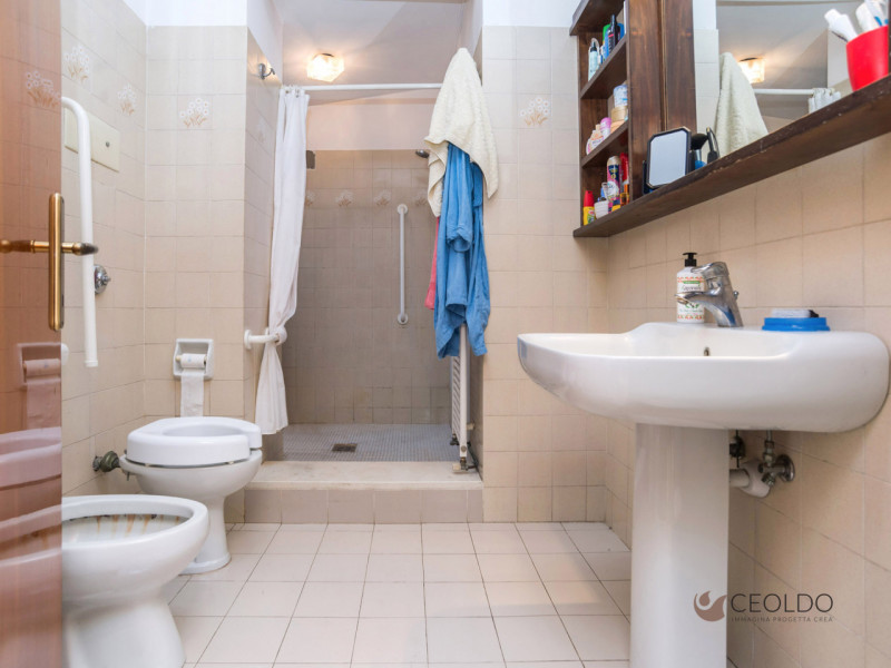 VIGONZA-Perarolo-: nel centro del paese, in una tranquilla zona residenziale con strada chiusa, p...