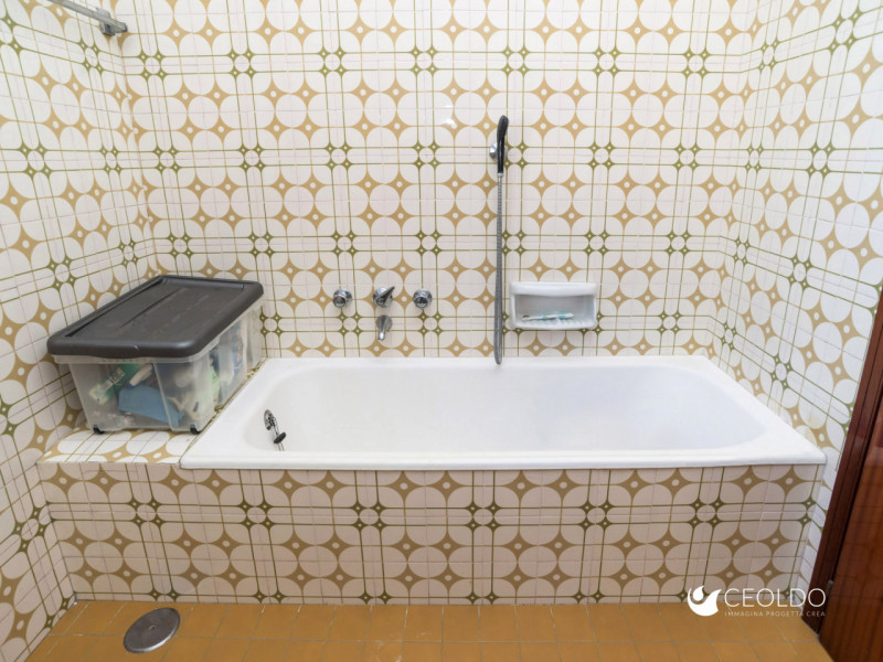 VIGONZA-Perarolo-: nel centro del paese, in una tranquilla zona residenziale con strada chiusa, p...