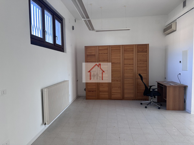 Rif.: PCL018 Per informazioni Paolo 3488545745
Villorba (Fontane)
L'Agenzia immobiliare Luxor è l...