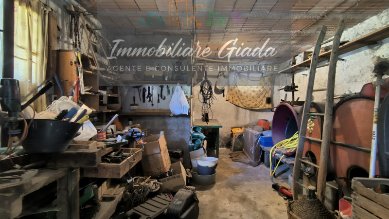 A Miane, in contesto tranquillo, proponiamo in vendita casa terratetto indipendente con giardino ...