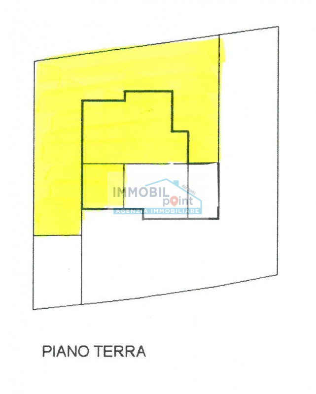 Nel cuore di Veggiano, proponiamo un appartamento in bifamiliare situato interamente al piano ter...