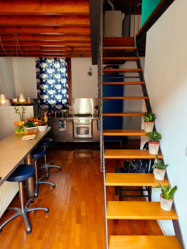 Scopri un'opportunità unica di vivere in uno splendido appartamento duplex situato nel cuore dell...