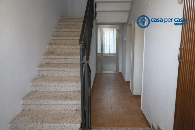 APPROVATO GRUPPO CASA PER CASA: VALUTATO, CONTROLLATO, GESTITO IN ESCLUSIVA!

ZONA:
L’immobile è ...